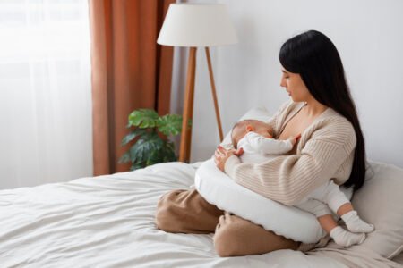 Manfaat ASI Eksklusif 6 Bulan untuk Bayi dan Ibu