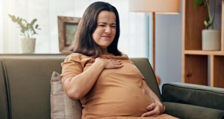 Ibu Hamil Sering Sesak Napas? Cek 5 Pertolongan Pertama dan Cara Mengatasinya!